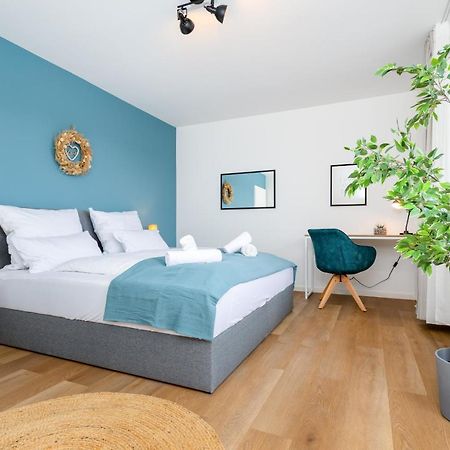 E&K Living - Design Apartment - 2 Bedrooms - Kitchen - Free Parking Augsburg Buitenkant foto