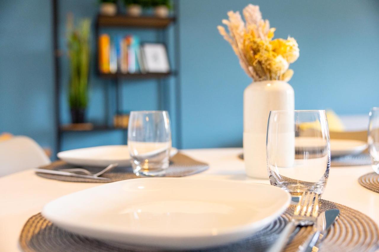 E&K Living - Design Apartment - 2 Bedrooms - Kitchen - Free Parking Augsburg Buitenkant foto
